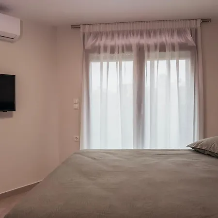 Mp Hriszí Aktí Haniá