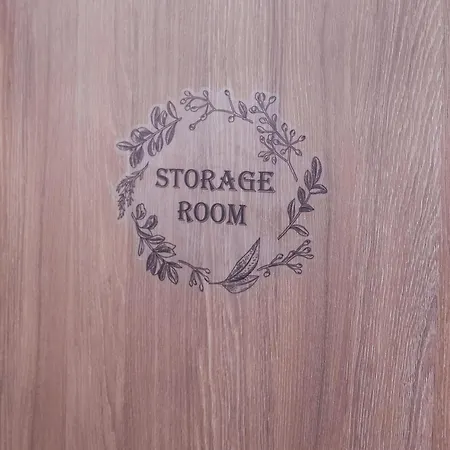 Mp * Hriszí Aktí Haniá